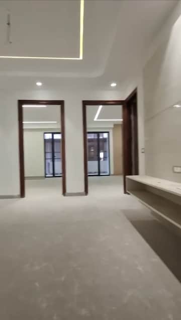  4 BHK Builder Floor at Faridabad Central – for Sale
