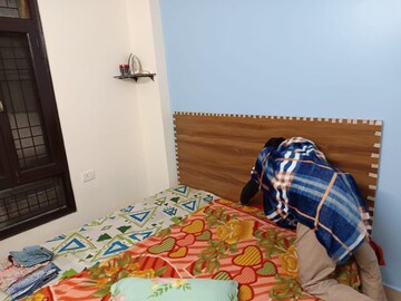 Bedroom in 2 BHK Builder Floor at Shakti Khand 2 – for Rent