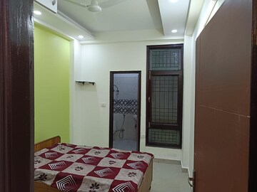 Bedroom in 2 BHK Builder Floor at Shakti Khand 2 – for Rent