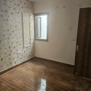 Room in 3.5 BHK Villa at Sector 10 – for Sale