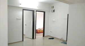 Room in 2 BHK Apartment at Mahavir Kalpavruksha, Ghodbunder Road – for Sale