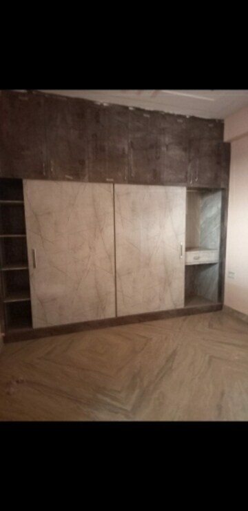 Room in 4 BHK Builder Floor at Raghav Homes, Indrapuram – for Rent