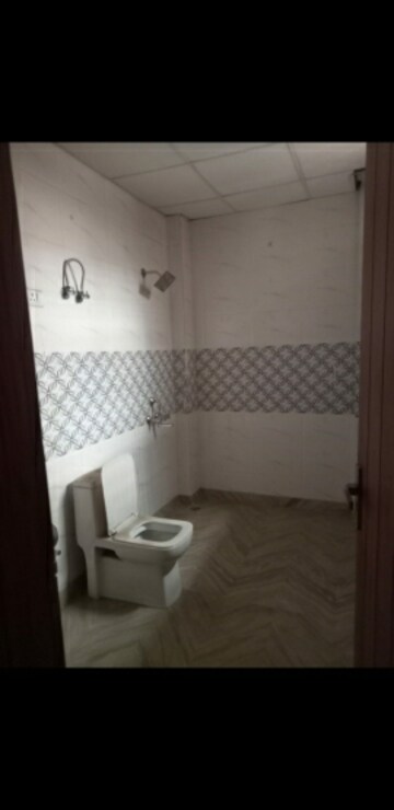 Bathroom in 4 BHK Builder Floor at Raghav Homes, Indrapuram – for Rent