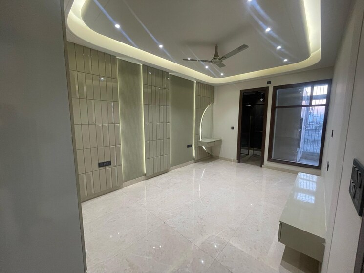 Room, niti khand i 4 Bedroom 2100 Sq.Ft. Builder Floor In Niti Khand I Ghaziabad 8778702