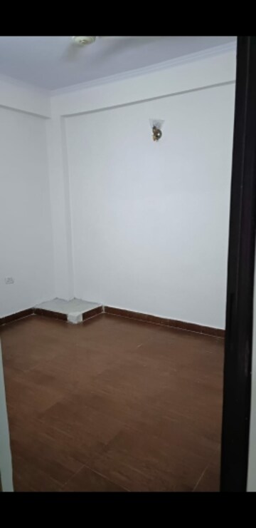 Room in 2 BHK Builder Floor at Divya Angels, Indrapuram – for Rent