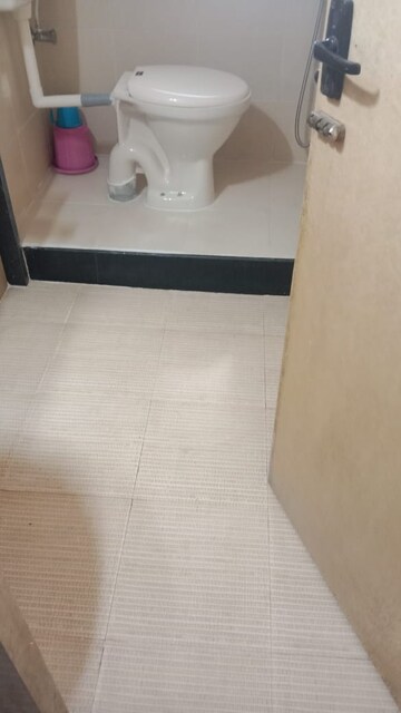 Bathroom in 1 BHK Apartment at Shah Arcade II, Malad East – for Rent