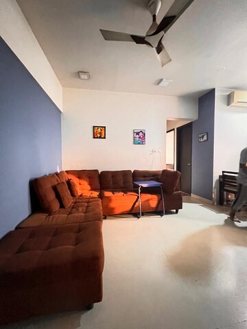 Master Bedroom in 2 BHK Apartment at Lodha Luxuria, Majiwada – for Rent