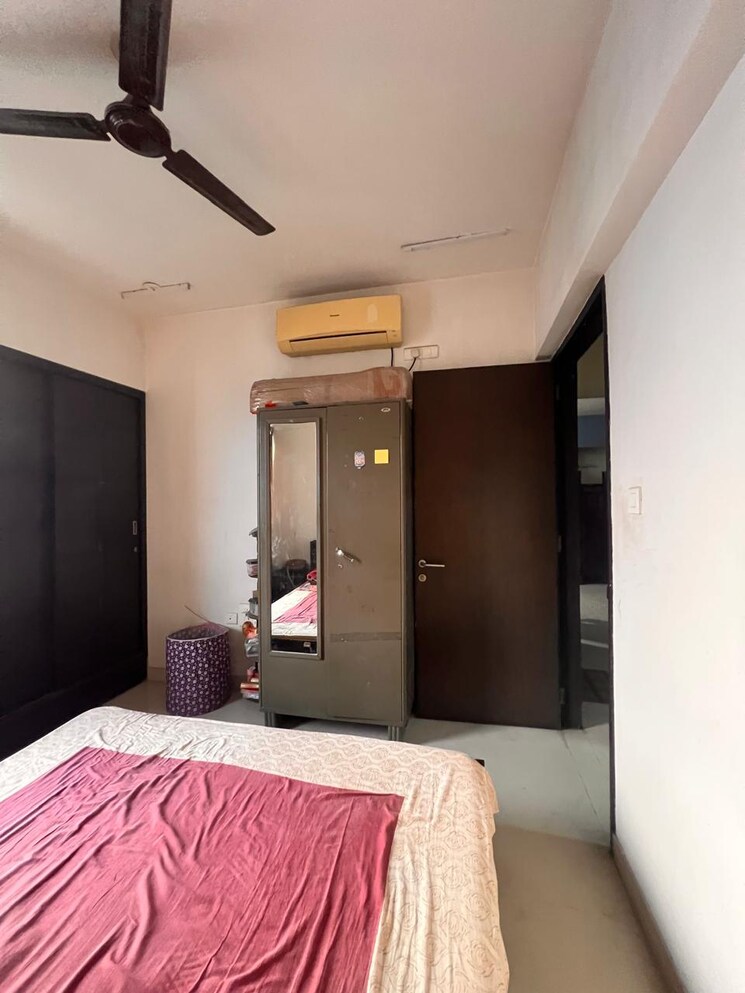 Bedroom, lodha-luxuria 2 Bedroom 801 Sq.Ft. Apartment In Majiwada Thane 8778713