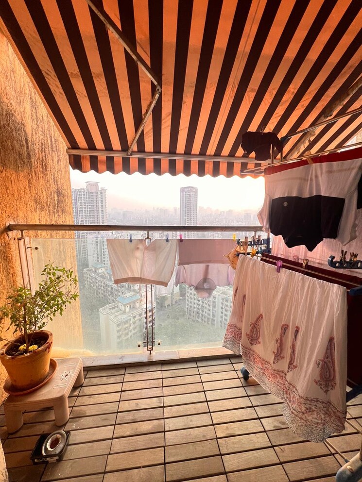 Exterior View, lodha-luxuria 2 Bedroom 801 Sq.Ft. Apartment In Majiwada Thane 8778713