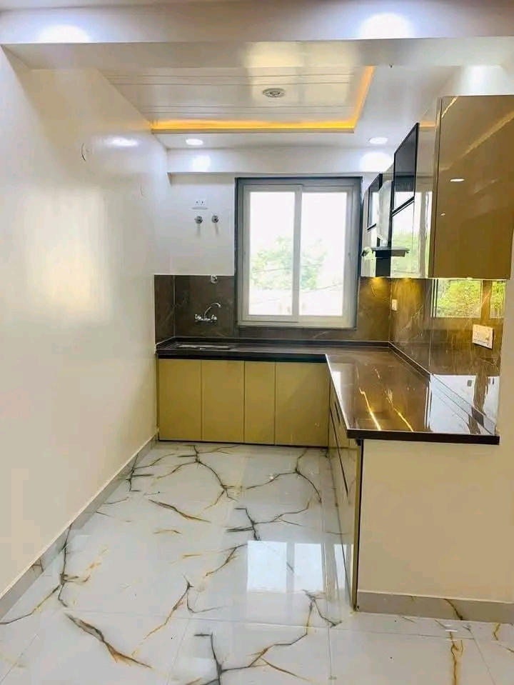 2 BHK Builder Floor For Rent in Saket