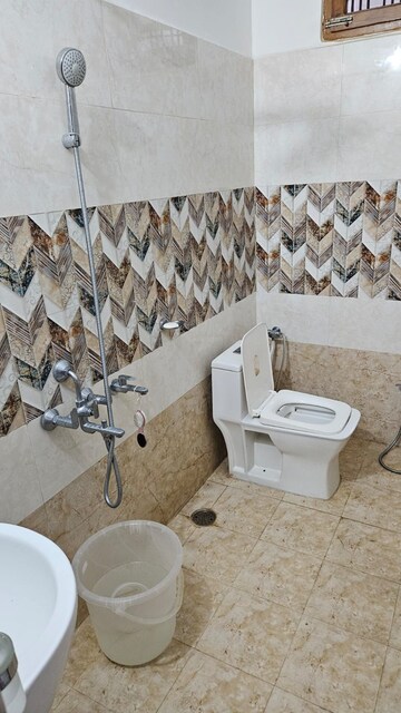 Room in  Pg at Gomti Nagar – for Rent