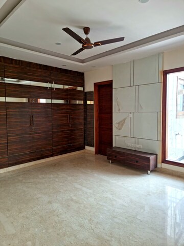 Room in 3 BHK Independent House at Palam Vihar – for Rent