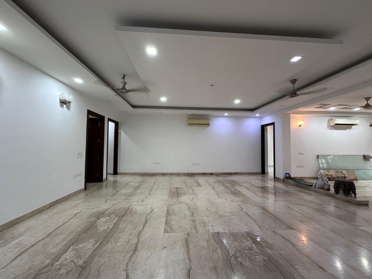 3 BHK Builder Floor For Rent in Sector 23