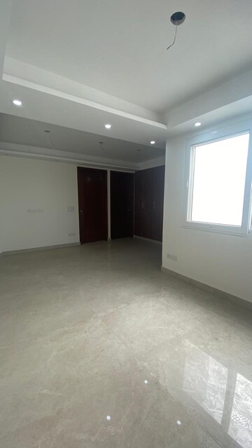 Room in 2 BHK Builder Floor at Sector 23 – for Rent