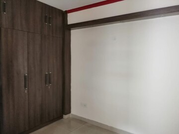 Room in 3.5 BHK Apartment at Kingswood Court, Sain Vihar – for Rent
