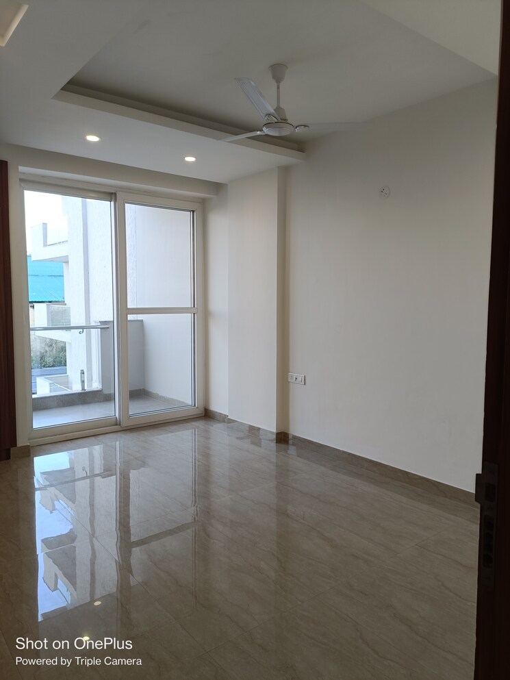 Room, gms road 3 Bedroom 1838 Sq.Ft. Apartment In Gms Road Dehradun 8778820