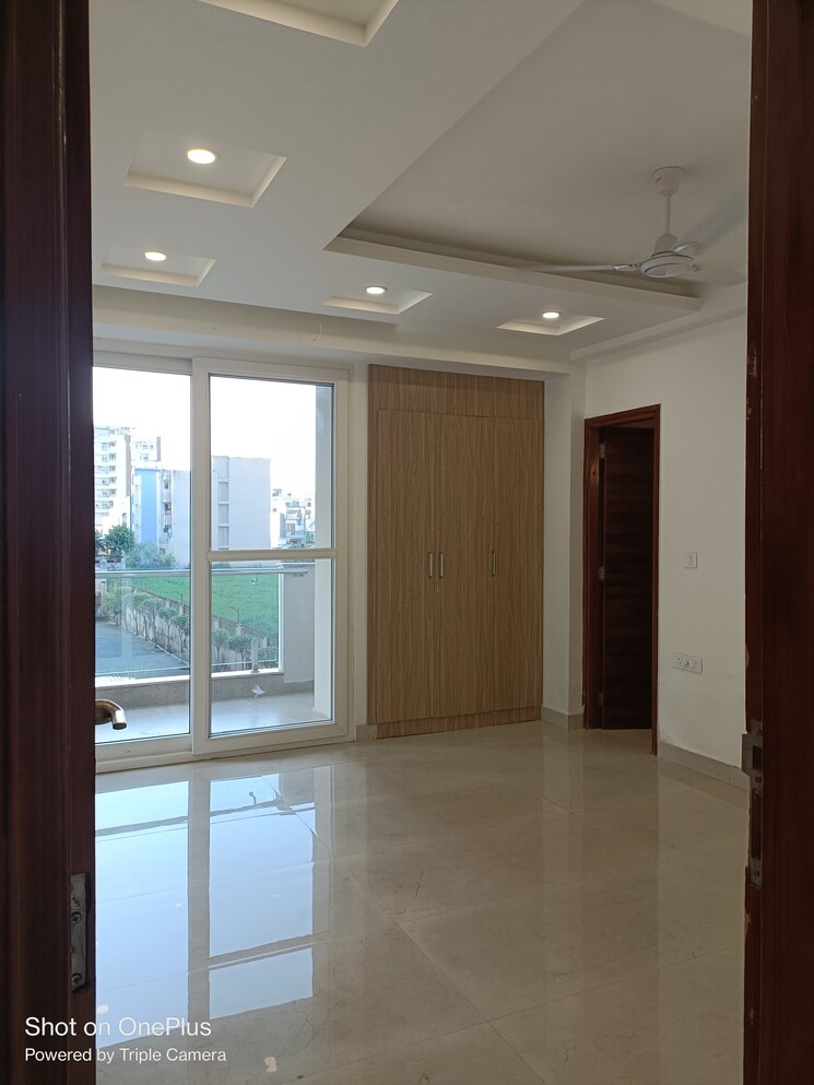 Room, gms road 3 Bedroom 1838 Sq.Ft. Apartment In Gms Road Dehradun 8778820