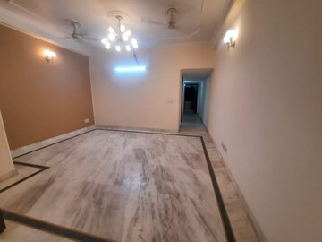 Room in 3 BHK Builder Floor at Malviya Nagar – for Rent