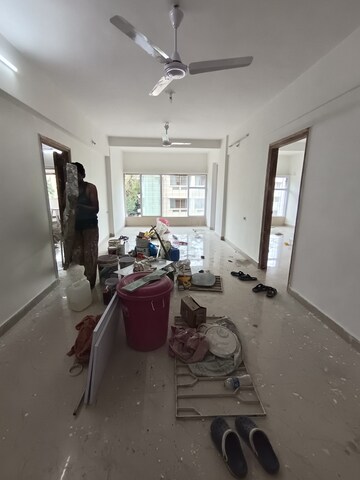 Parking in 3 BHK Apartment at Acropolis CHS, Vile Parle West – for Rent