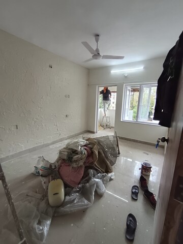 Master Bedroom in 3 BHK Apartment at Acropolis CHS, Vile Parle West – for Rent