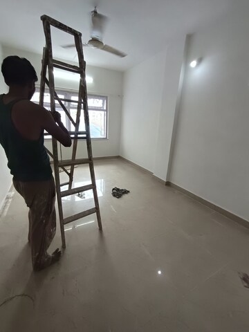 Staircase in 3 BHK Apartment at Acropolis CHS, Vile Parle West – for Rent