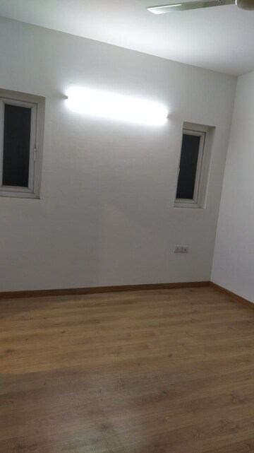 Room in 3 BHK Apartment at Emaar Gurgaon Greens, Sector 102 – for Rent