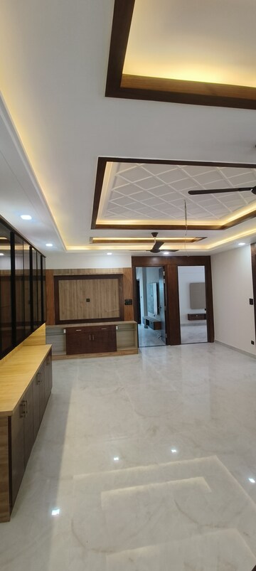 Kitchen in 4 BHK Builder Floor at Gms Road – for Sale