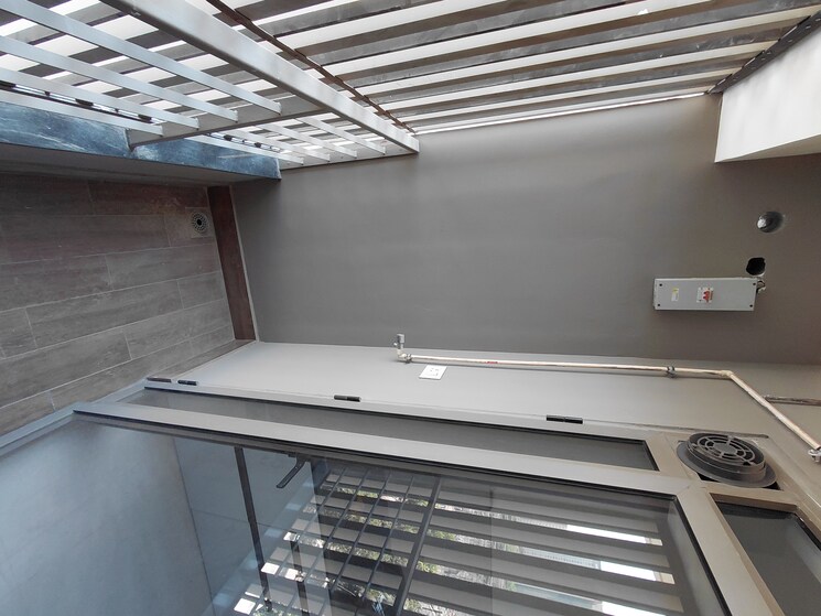 Balcony, kalpataru-paramount-d 2 Bedroom 672 Sq.Ft. Apartment In Kapur Bawdi Thane 8778837