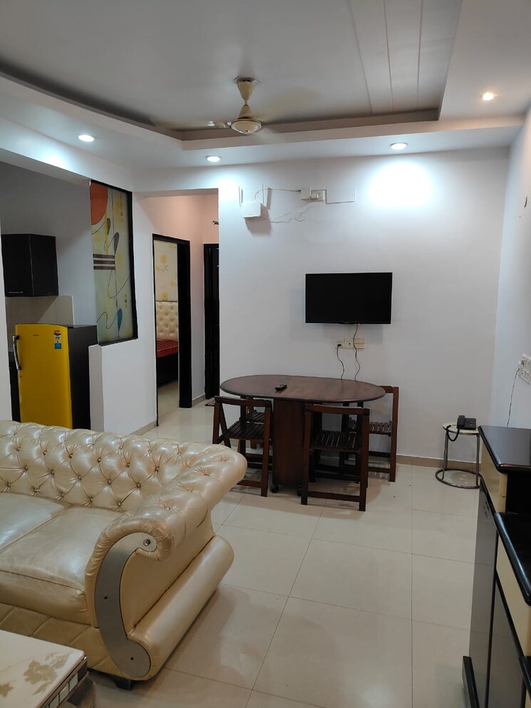 Master Bedroom, shipra-srishti 3 Bedroom 2350 Sq.Ft. Apartment In Ahinsa Khand 1 Ghaziabad 8778850
