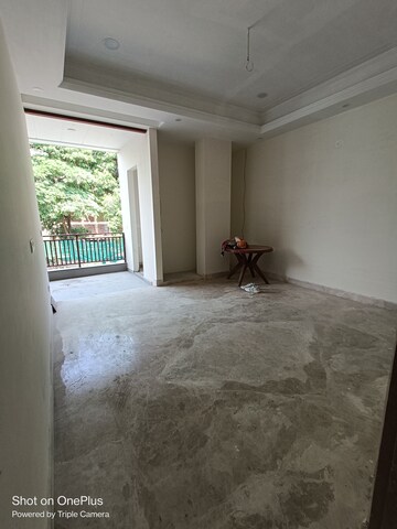 Room in 3 BHK Builder Floor at Balliwala – for Sale