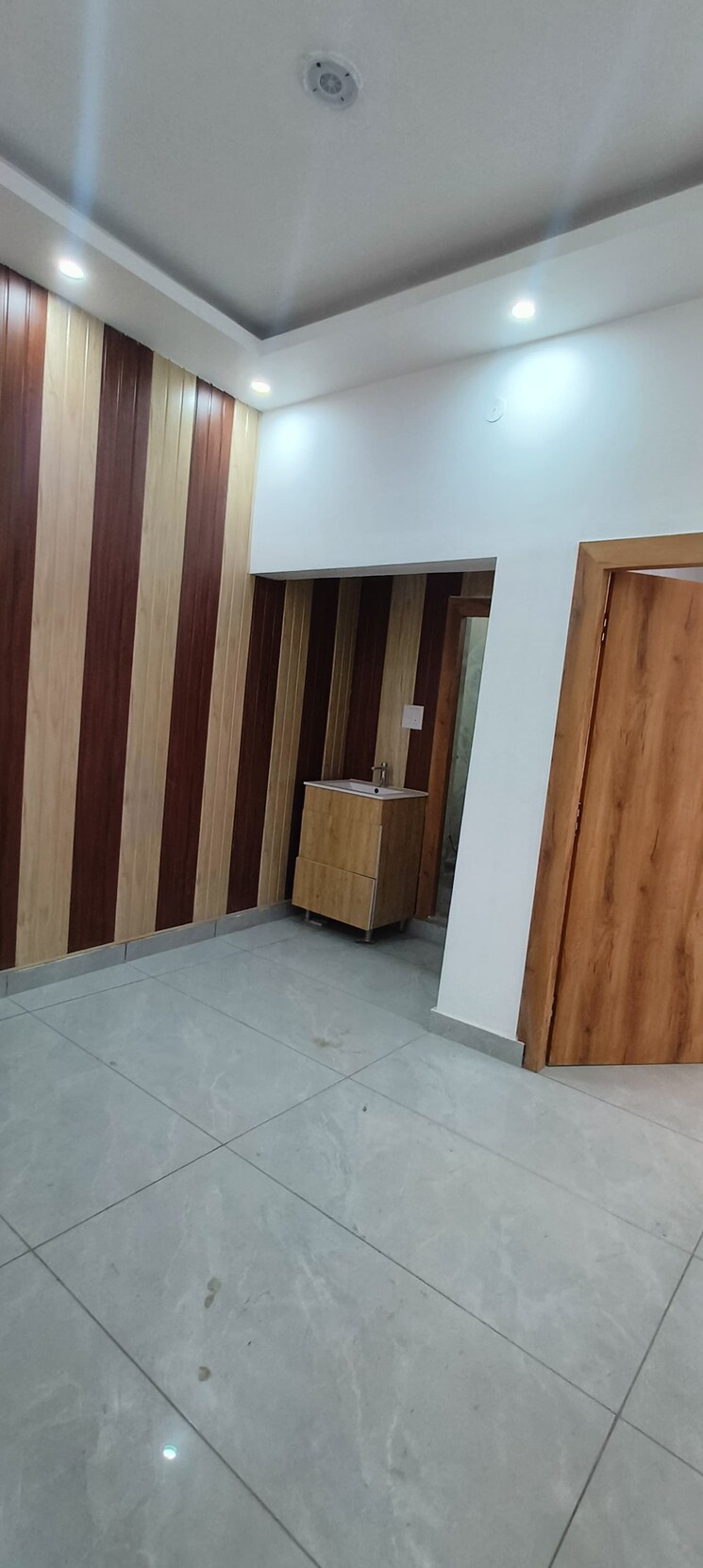 Room, gms road 3 Bedroom 102 Sq.Yd. Independent House In Gms Road Dehradun 8778860