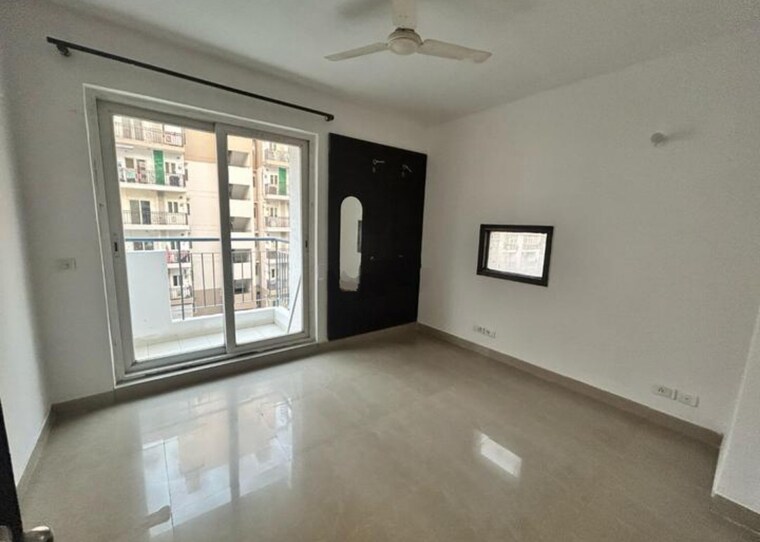 Room, aditya-celebrity-homes 2 Bedroom 1110 Sq.Ft. Apartment In Sector 76 Noida 8778869