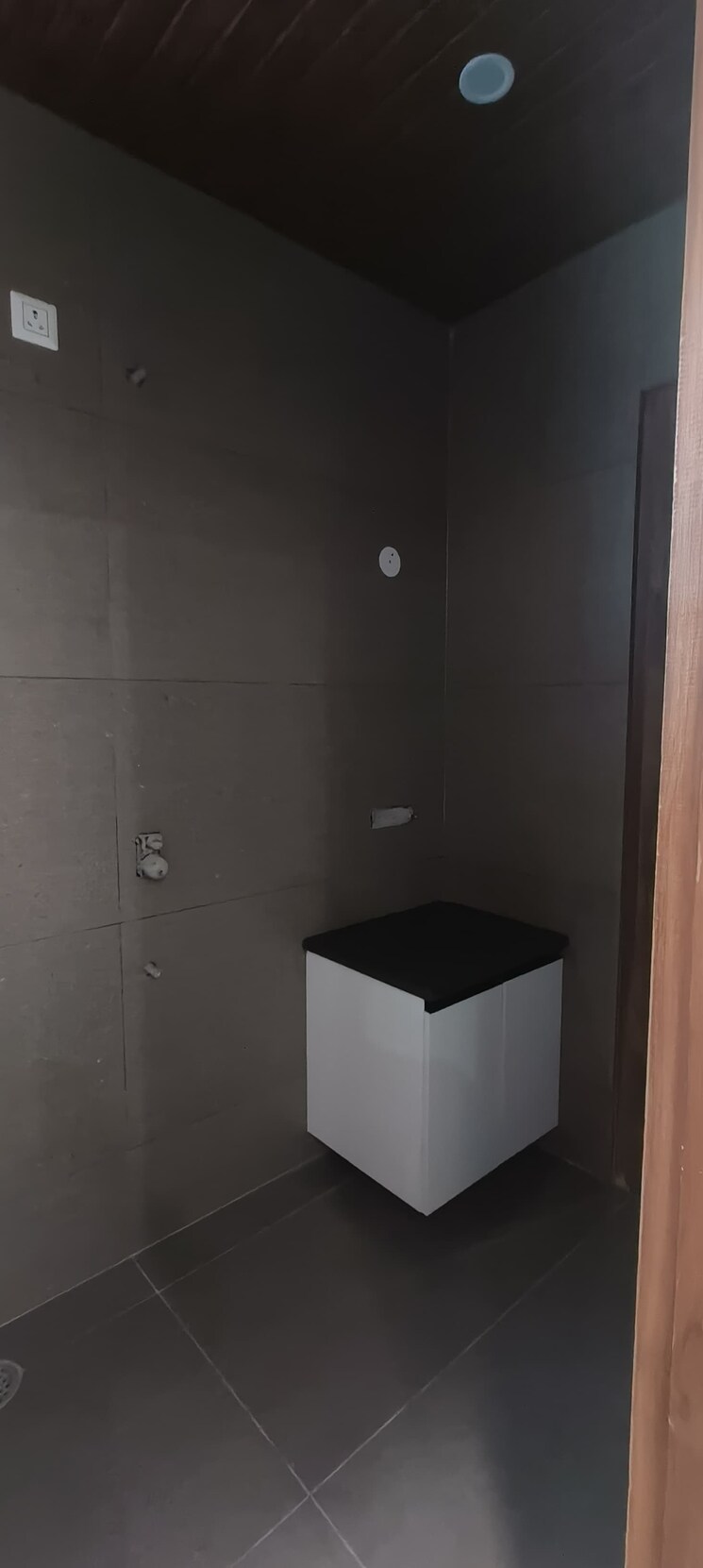 Bathroom, gms road 3 Bedroom 1600 Sq.Ft. Builder Floor In Gms Road Dehradun 8778873