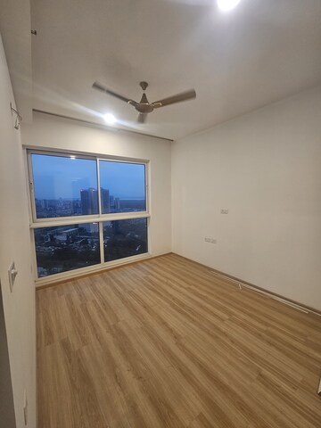 Room in 2 BHK Apartment at Aurum Q Residences, Ghansoli – for Rent