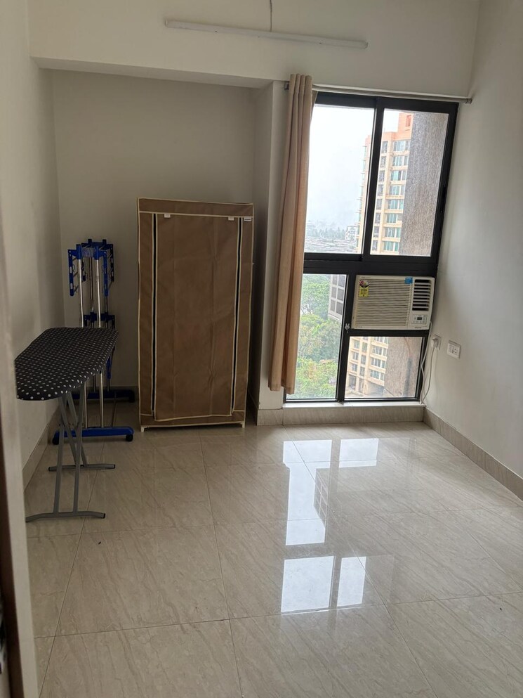 Room, lodha-crown-quality-homes 2 Bedroom 474 Sq.Ft. Apartment In Majiwada Thane 8778889