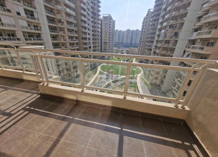 Balcony, elite-golf-green 3 Bedroom 965 Sq.Ft. Apartment In Sector 79 Noida 8778893