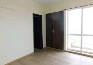 Room in 2 BHK Apartment at Godrej Woods, Sector 43 – for Sale