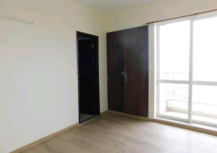 Room, godrej-woods 2 Bedroom 1054 Sq.Ft. Apartment In Sector 43 Noida 8778899