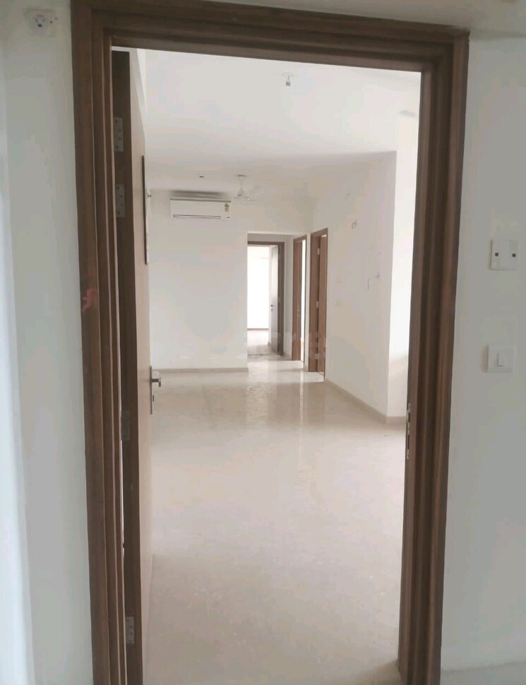 Room, godrej-woods 2 Bedroom 1054 Sq.Ft. Apartment In Sector 43 Noida 8778899