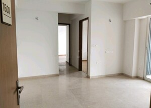 2 BHK Apartment For Sale in Godrej Woods, Sector 43