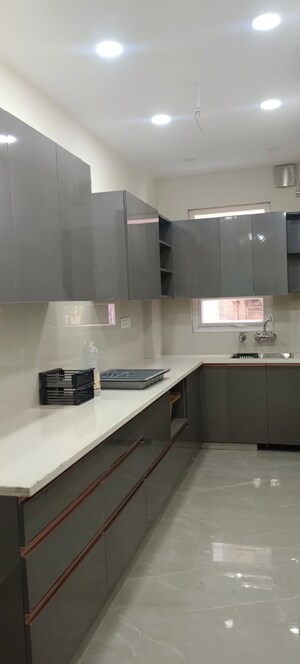 Kitchen in 2.5 BHK Builder Floor at Janakpuri – for Sale