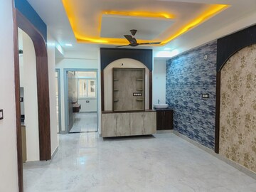 Building Lobby in 4 BHK Apartment at Mahima Florenza, Patrakar Colony – for Rent