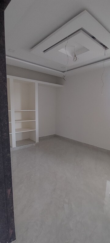 Room in 2 BHK Independent House at Kundanpally – for Sale
