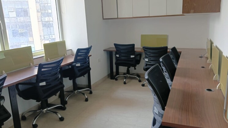 Team Area, connaught place Commercial Office Space 1000 Sq.Ft. In Connaught Place Delhi 8778954