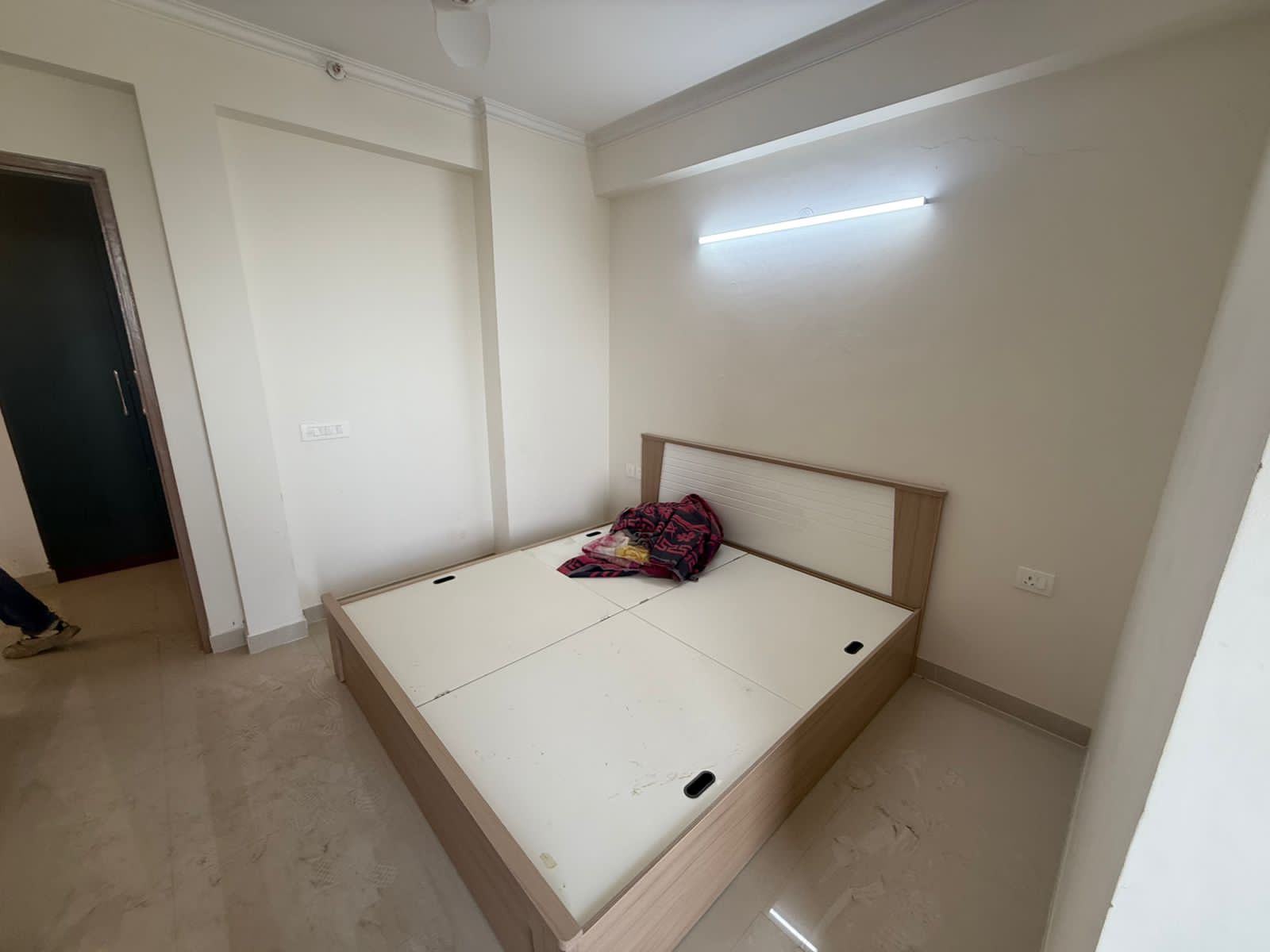 4 BHK + Servant Room Apartment For Rent in Pareena Coban Residences