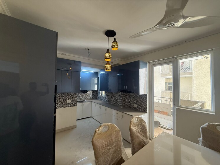 Living Room, pareena-coban-residences 4 Bedroom 2352 Sq.Ft. Apartment In Sector 99a Gurgaon 8778973