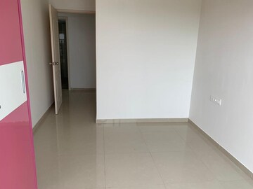 Room in 3 BHK Apartment at Goyal and Co Orchid Greens, Kannur – for Rent