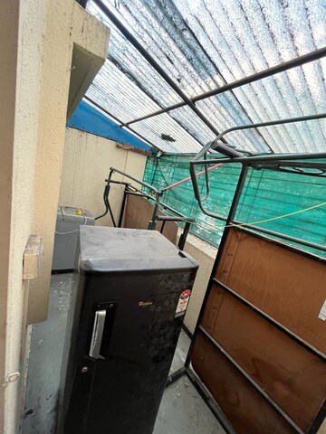 Master Bedroom in 2 BHK Apartment at Green Field Apartment, Kothrud – for Rent
