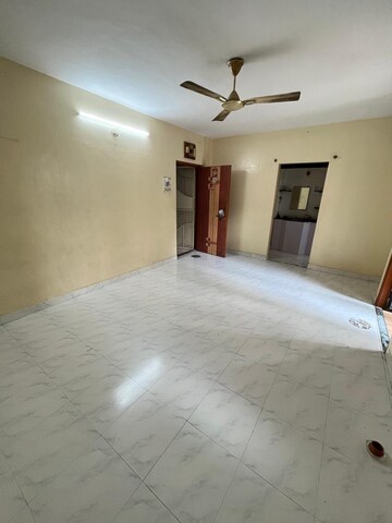 Room in 2 BHK Apartment at Bandal Vedashree, Kothrud – for Rent