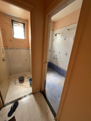 Bathroom in 2 BHK Apartment at Bandal Vedashree, Kothrud – for Rent